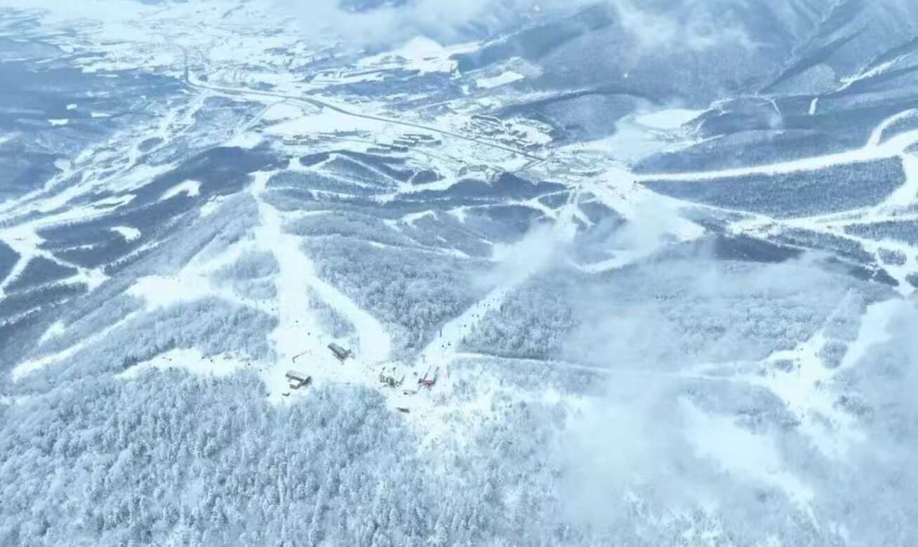 双雪场破百万只是开始!吉林冰雪早已不止“一城双星”(图1)