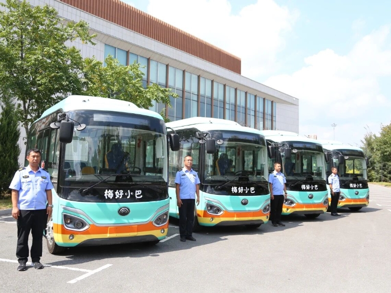 梅河口市:“梅”好小巴扬帆启航共绘城市民生出行新图景(图1)